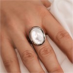 Кольцо из серебра с перламутром 2485 Кольцо из серебра с перламутром 2485