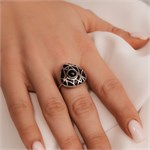 Кольцо из серебра с нефритом и деревом 2495