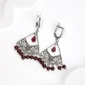 Серьги из серебра с гранатом 2648