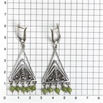 Серьги из серебра с нефритом 2654