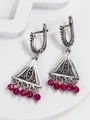 Серьги из серебра с корундом 3000